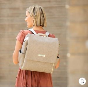 Boxy Backpack in Grey Matte Leatherette